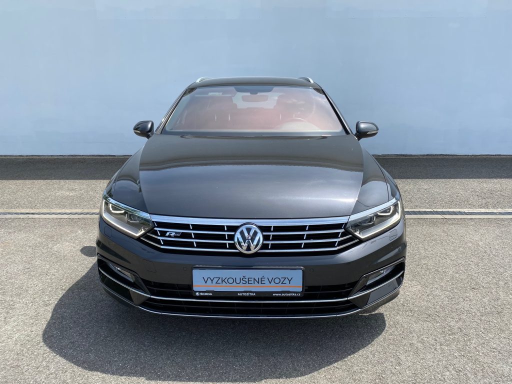 Volkswagen Passat kombi 2,0 TSI 206 kW 4×4 DSG R-line
