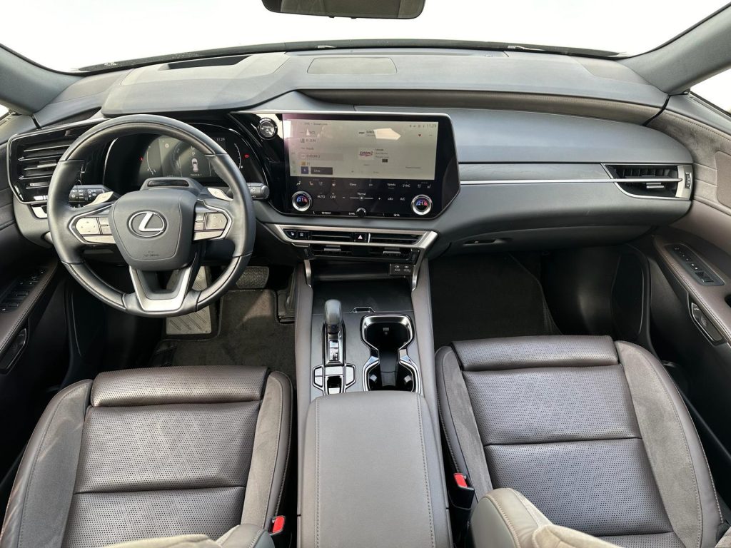 Lexus RX 350  2,5 HSD e-CVT Luxury 4×4 E-FOUR