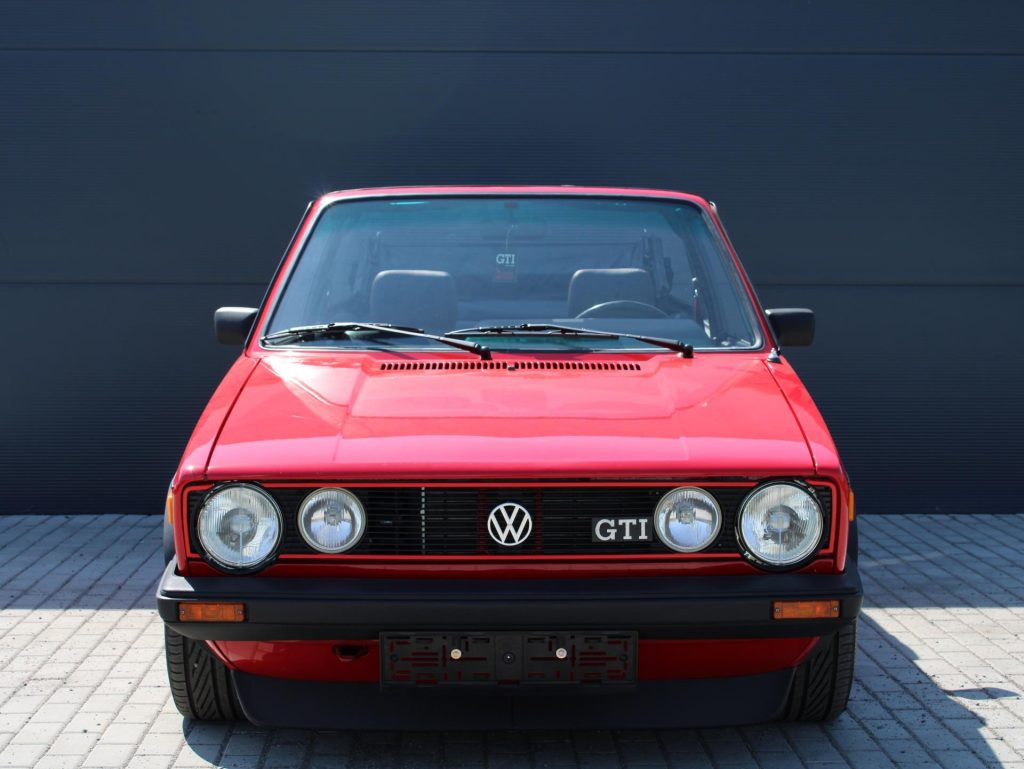 Volkswagen Golf Rabbit Convertible 1.6 i 81kW