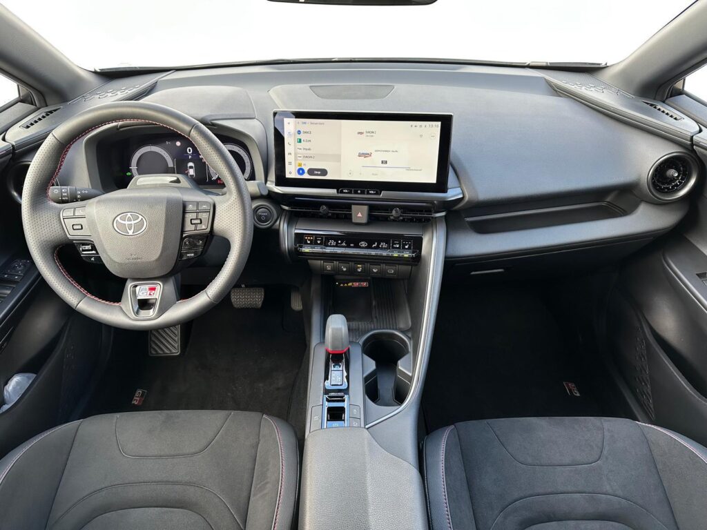 Toyota C-HR 2,0 HEV e-CVT GR-Sport