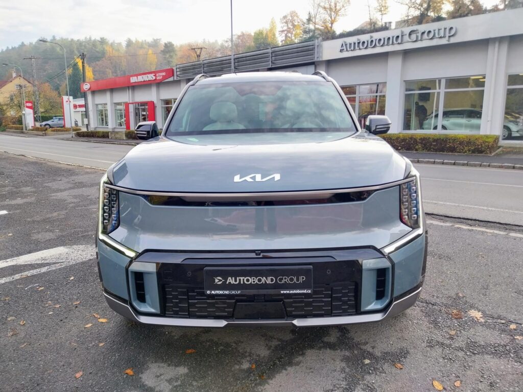 KIA EV9  GT LINE 4×4+PNS+RELAX