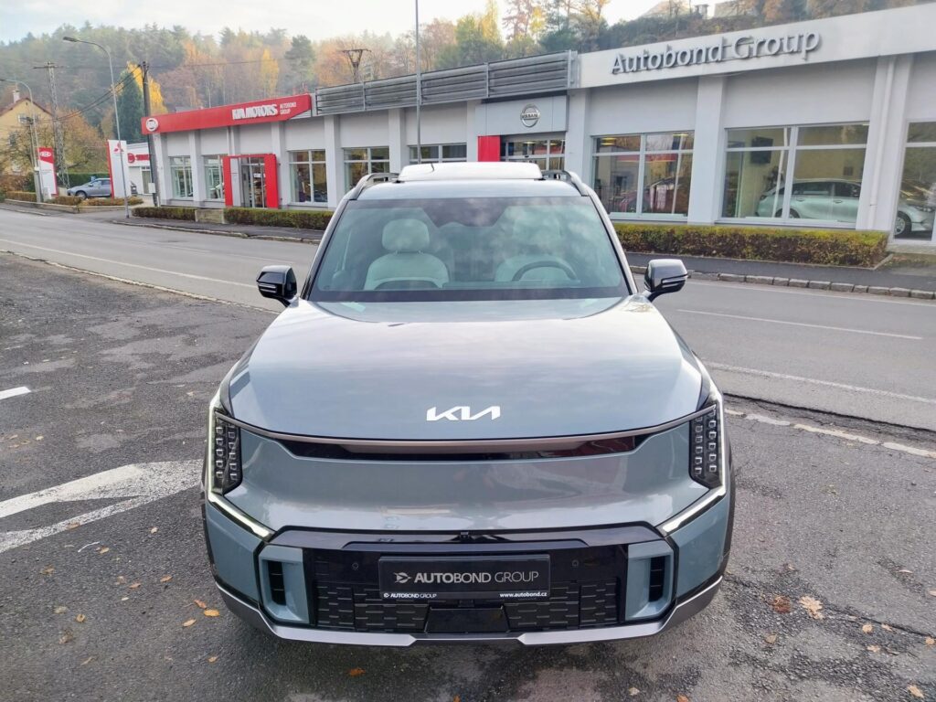 KIA EV9  GT LINE 4×4+PNS+RELAX