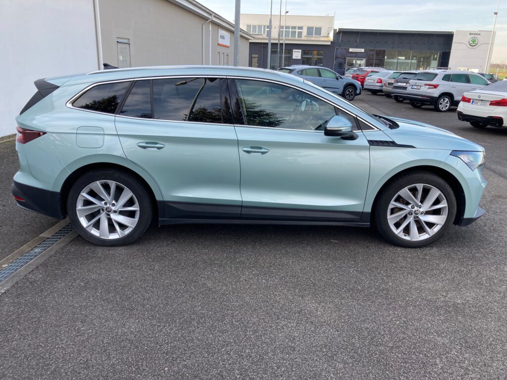 Škoda Enyaq iV, 80, rychlé nabíjení 125 kW