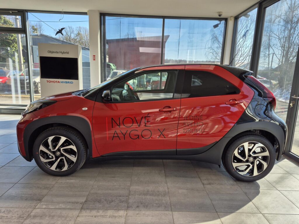Toyota Aygo X Style 1.0 VVT-i (72 k)