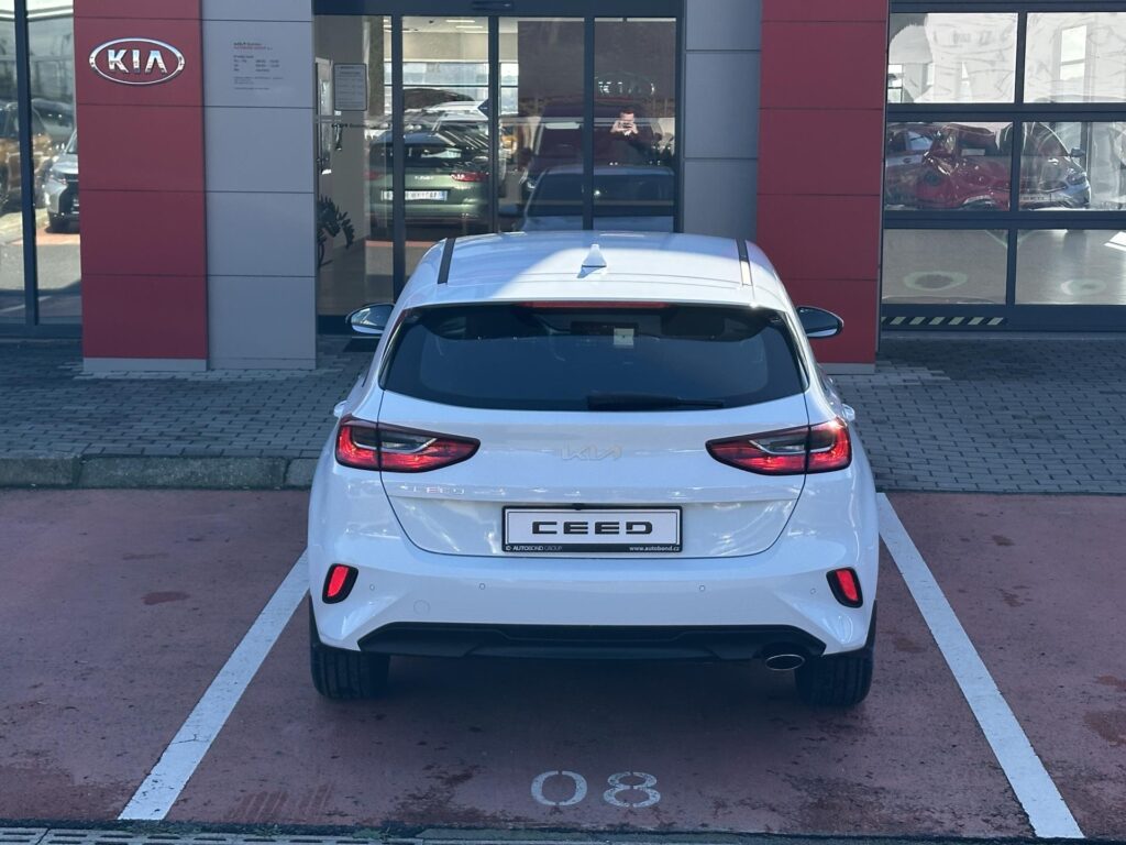 KIA Ceed  CD 1,5 T-GDi GPF SPIN (2025)