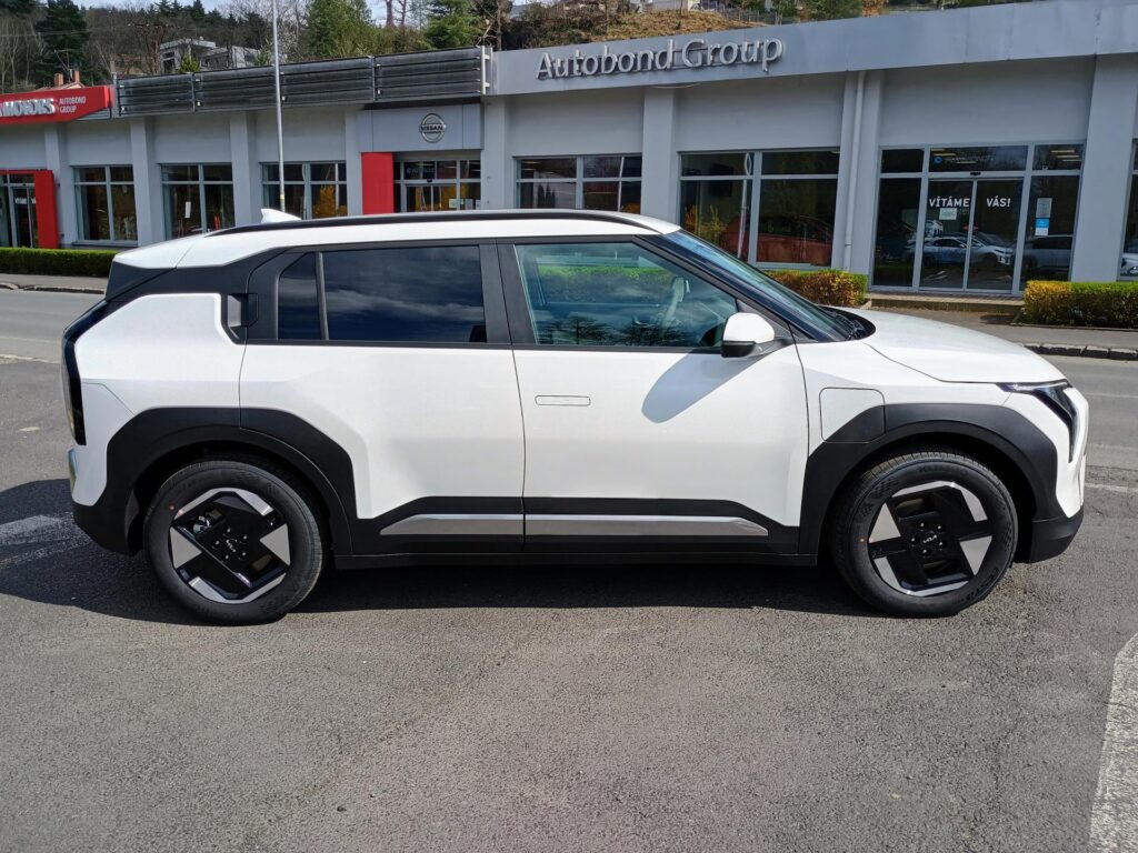 KIA EV3  EARTH 4×2 81,4KWH+V2L