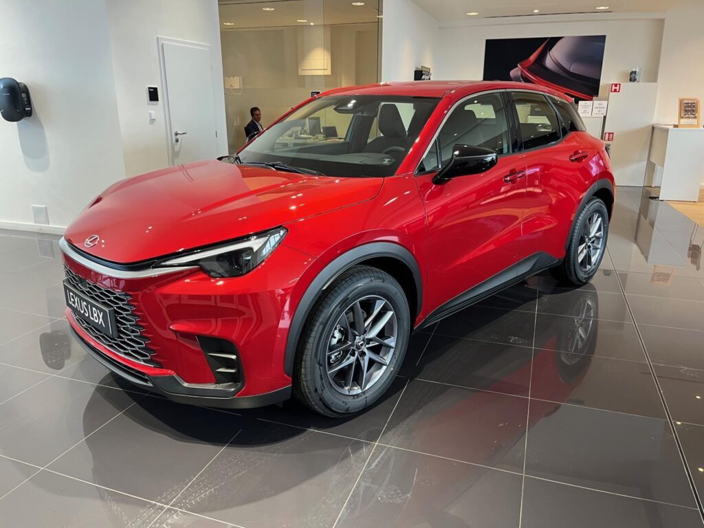 Lexus LBX  COMFORT PLUS