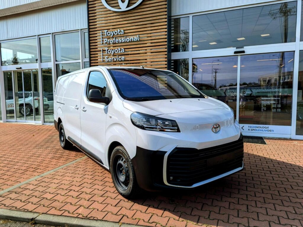 Toyota ProAce  L2 2.0 Diesel 140 6MT Active + Multimedia + Navi