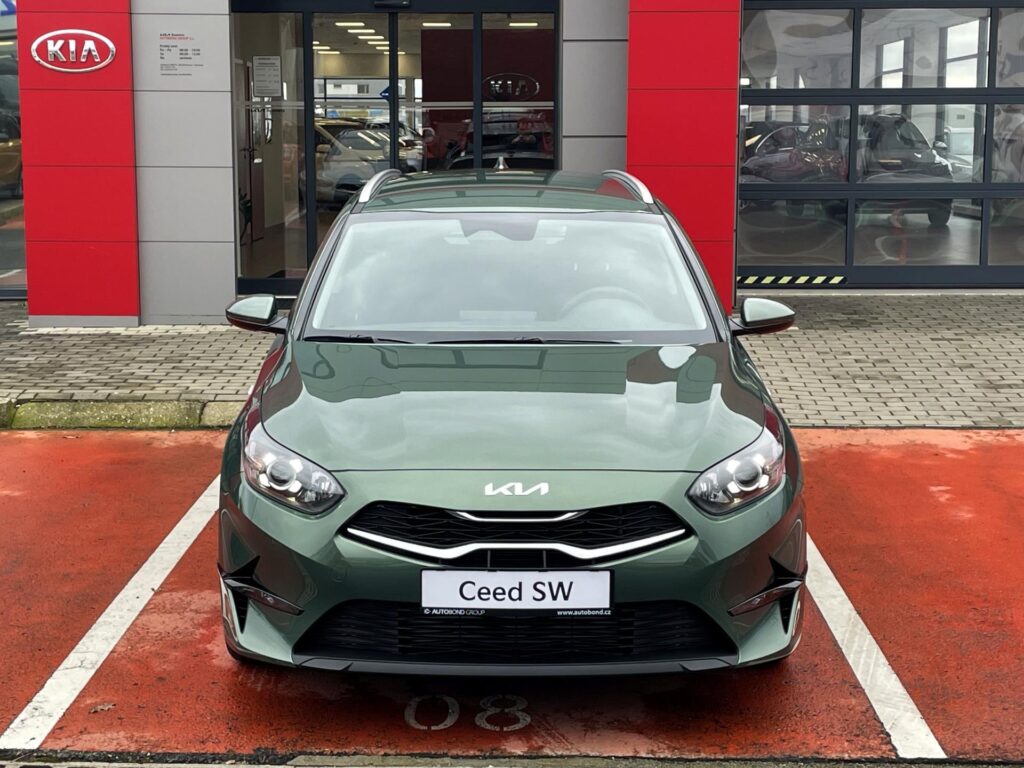 KIA Ceed  1,5 T-GDi GPF 7DCT SPIN (2025)
