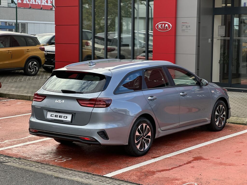 KIA Ceed  SW CD 1,5 T-GDi GPF SPIN *