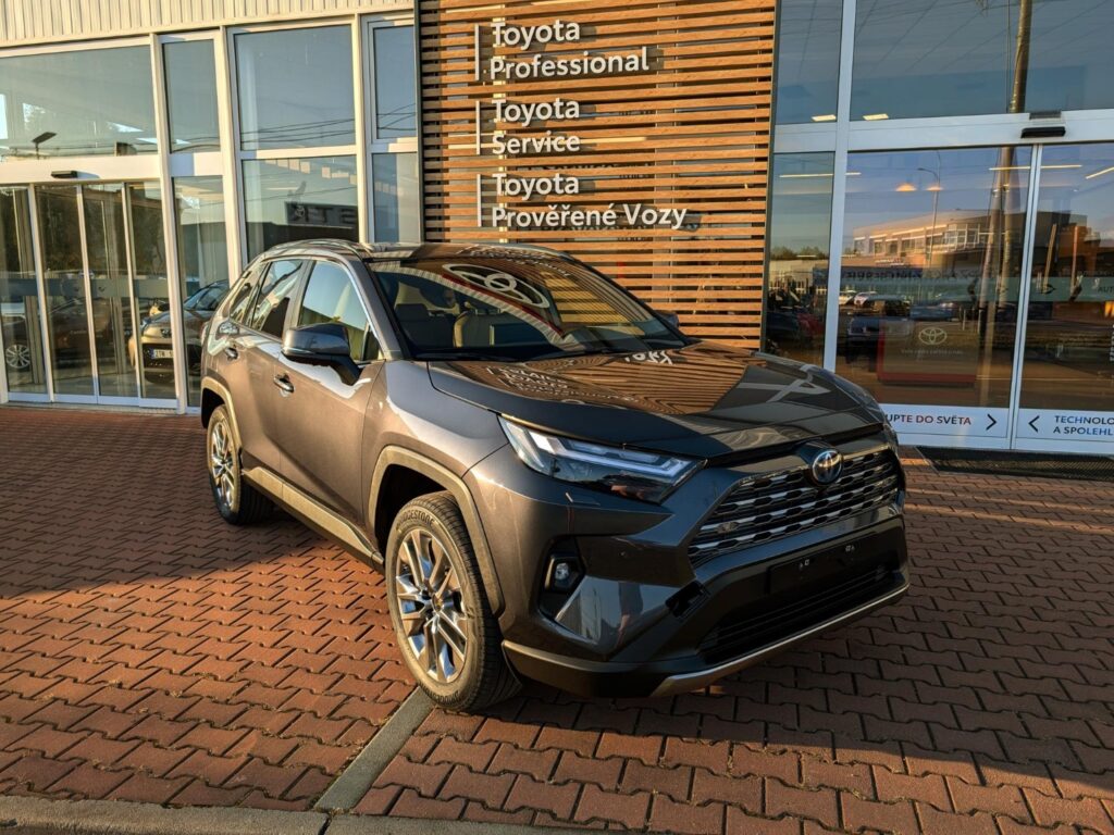 Toyota RAV4  2,5 HEV 4x4 EXECUTIVE