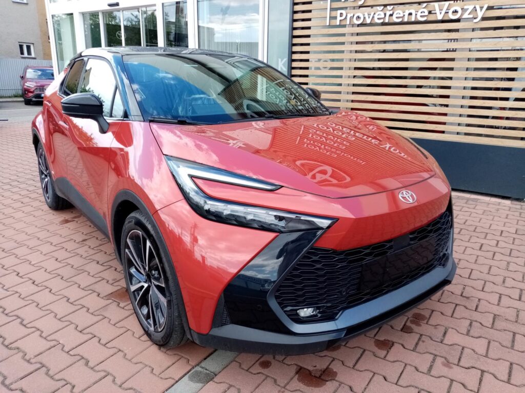 Toyota C-HR  1,8 HEV 4x2 EXECUTIVE