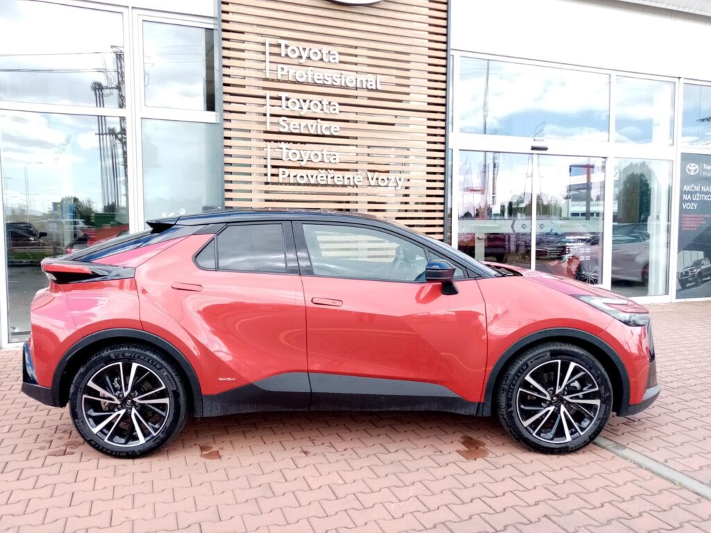 Toyota C-HR  1,8 HEV 4x2 EXECUTIVE