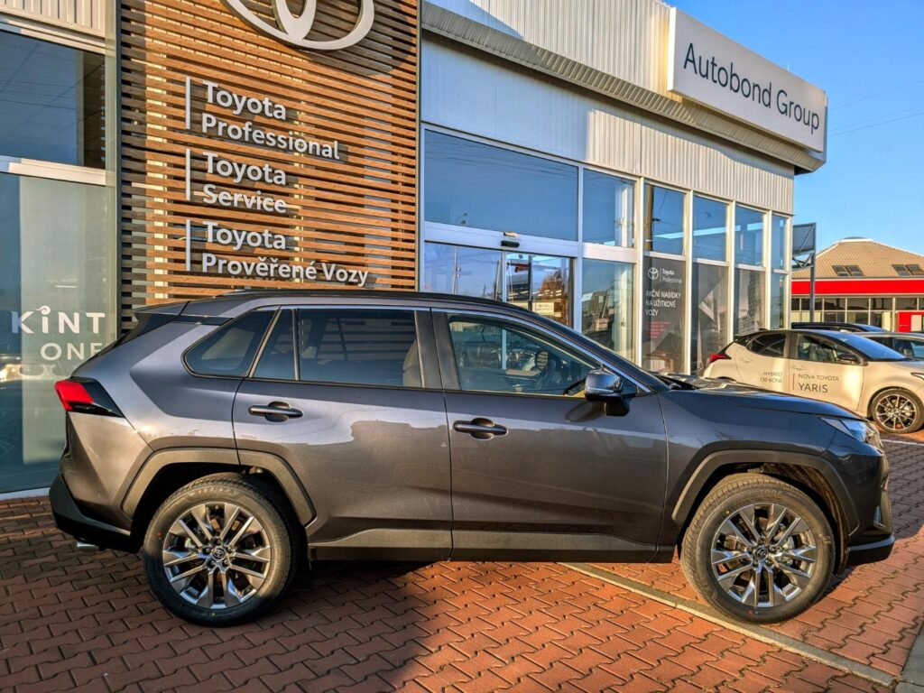 Toyota RAV4  2,5 HEV 4x4 EXECUTIVE