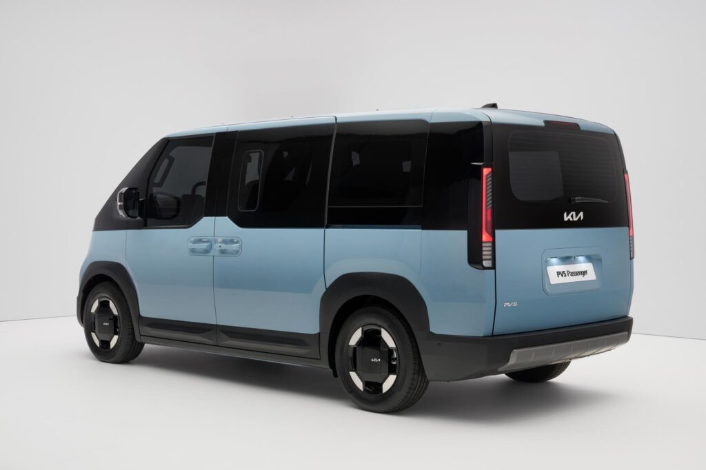 KIA PV5  ELITE 4x2 71,2KWH+HEAT