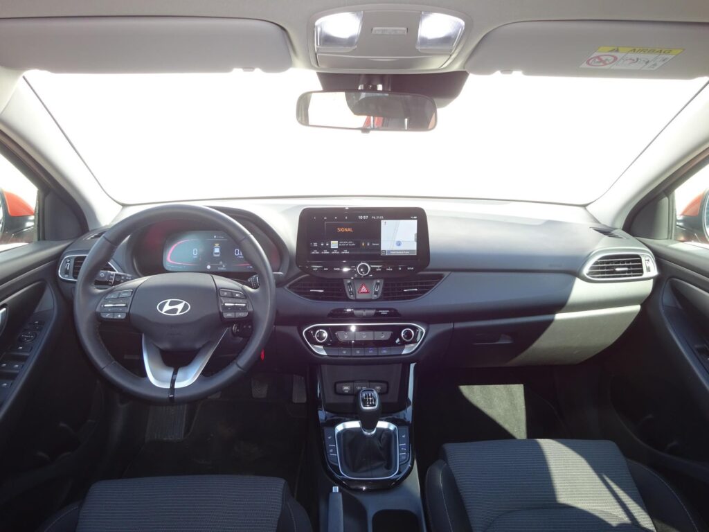 Hyundai i30  1.5 CVVT 71kW Smart Climate