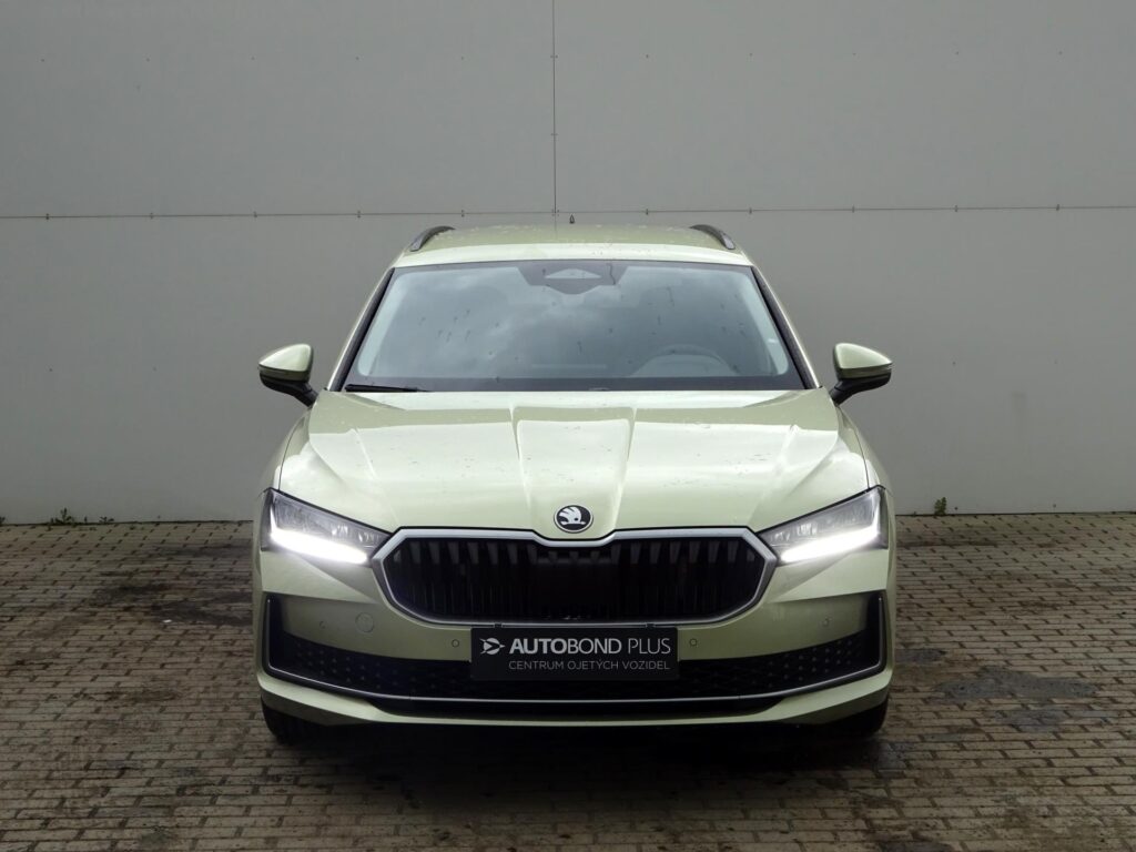 Škoda Superb  2.0 TDI DSG / 110 kW Selection