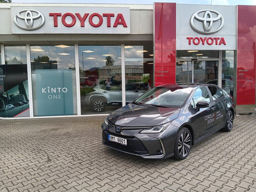 Toyota Corolla  1.8 HEV STYLE