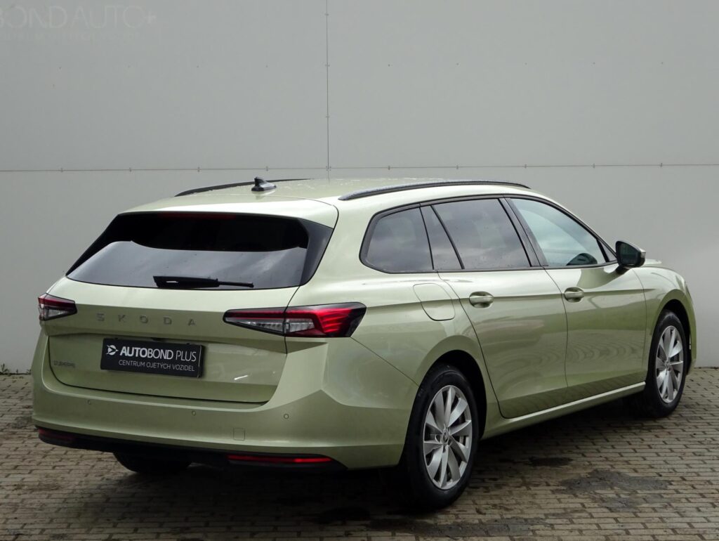 Škoda Superb  2.0 TDI DSG / 110 kW Selection