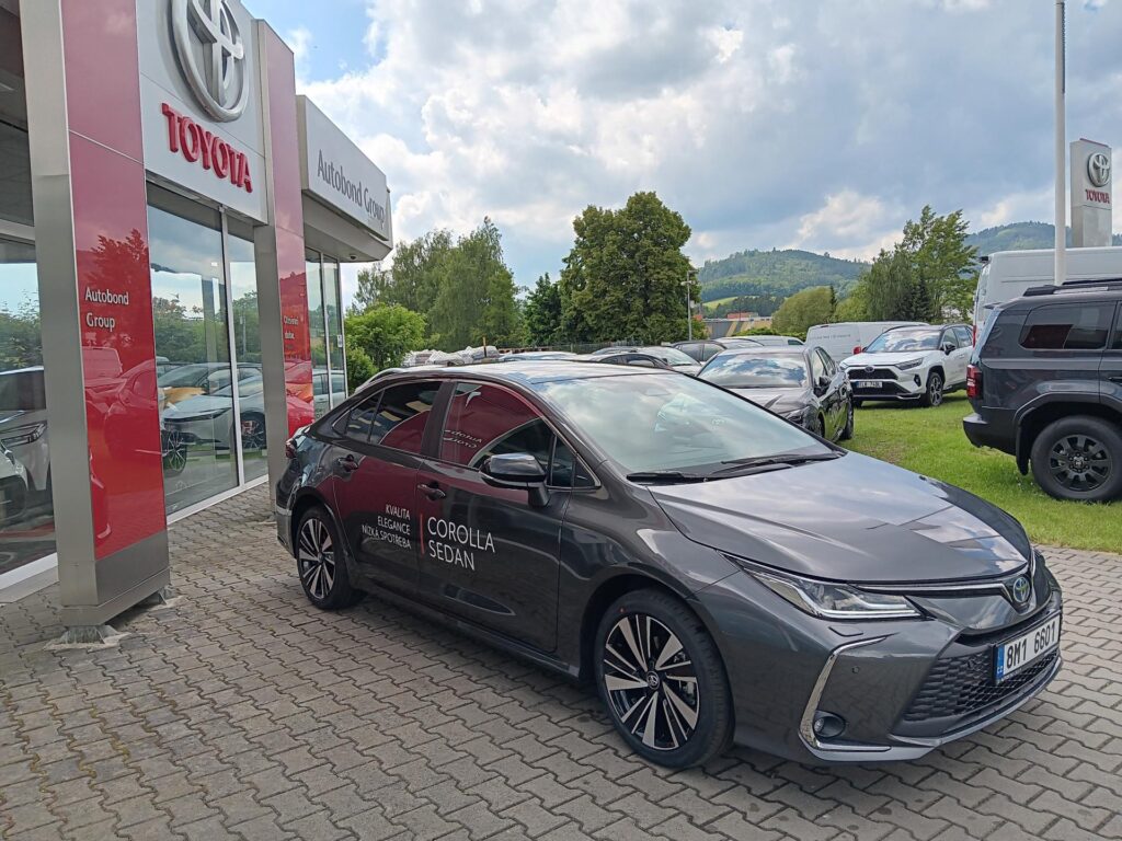 Toyota Corolla  1.8 HEV STYLE