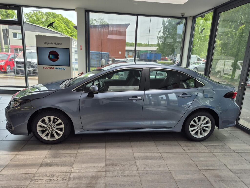 Toyota Corolla  SD Comfort KLASIK 1,5 Dynamic Force (125 k)