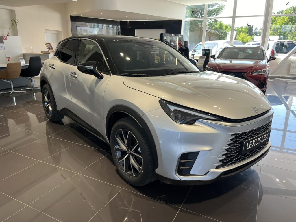 Lexus LBX  EMOTION TECH