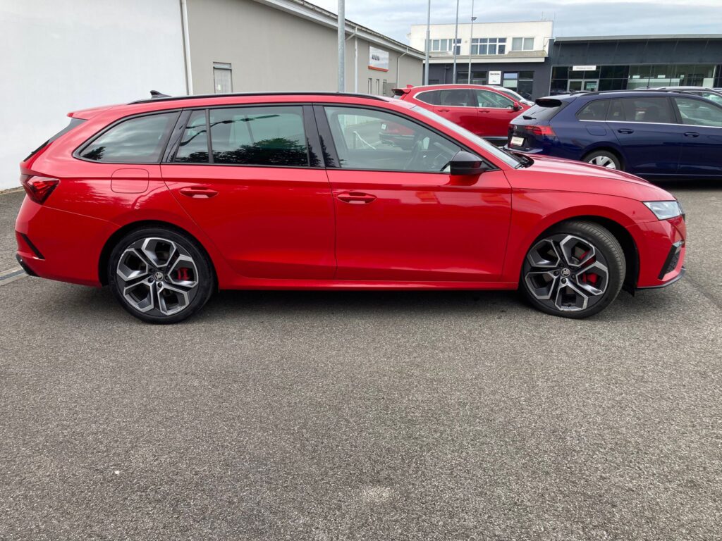 Škoda Octavia kombi RS 2.0 tsi 180 kW DSG