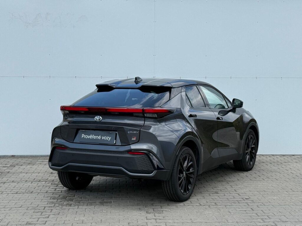 Toyota C-HR  2,0 PHEV E-CVT GR Sport