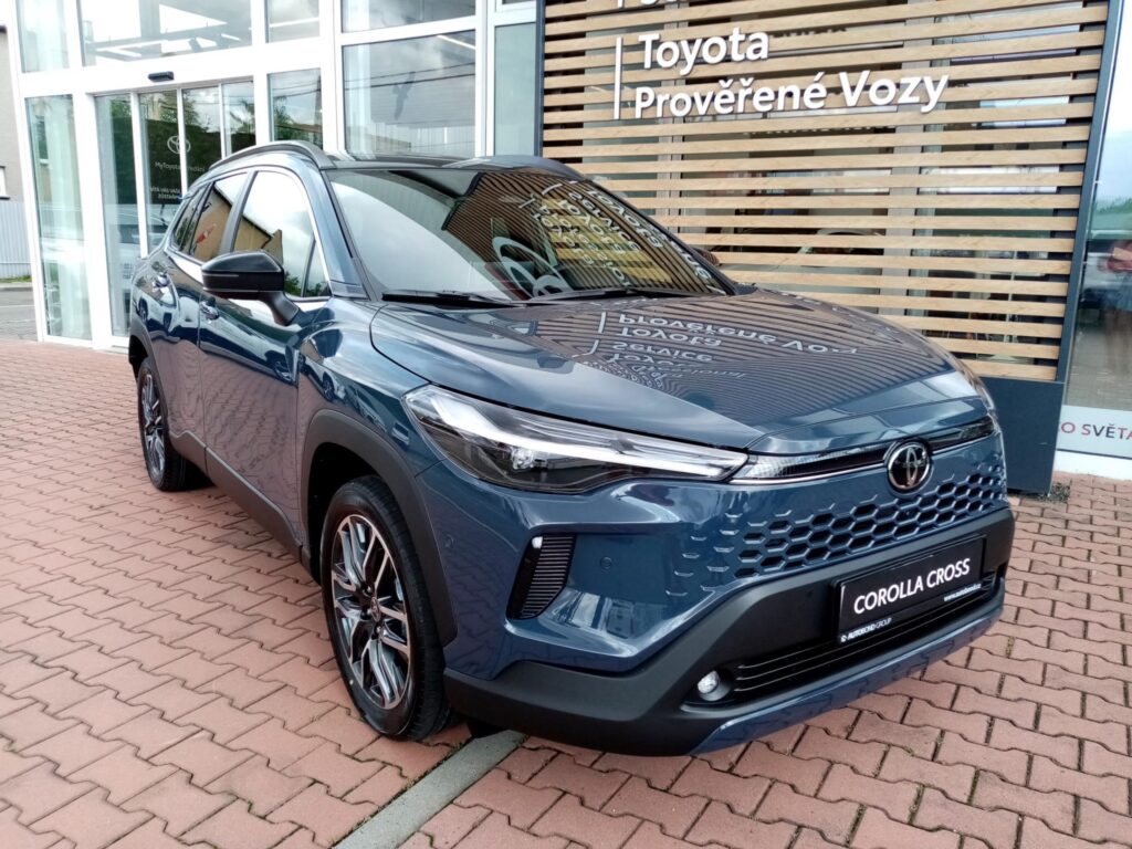 Toyota Corolla Cross  2,0 HEV 4x2 EXECUTIVE + SKYVIEW