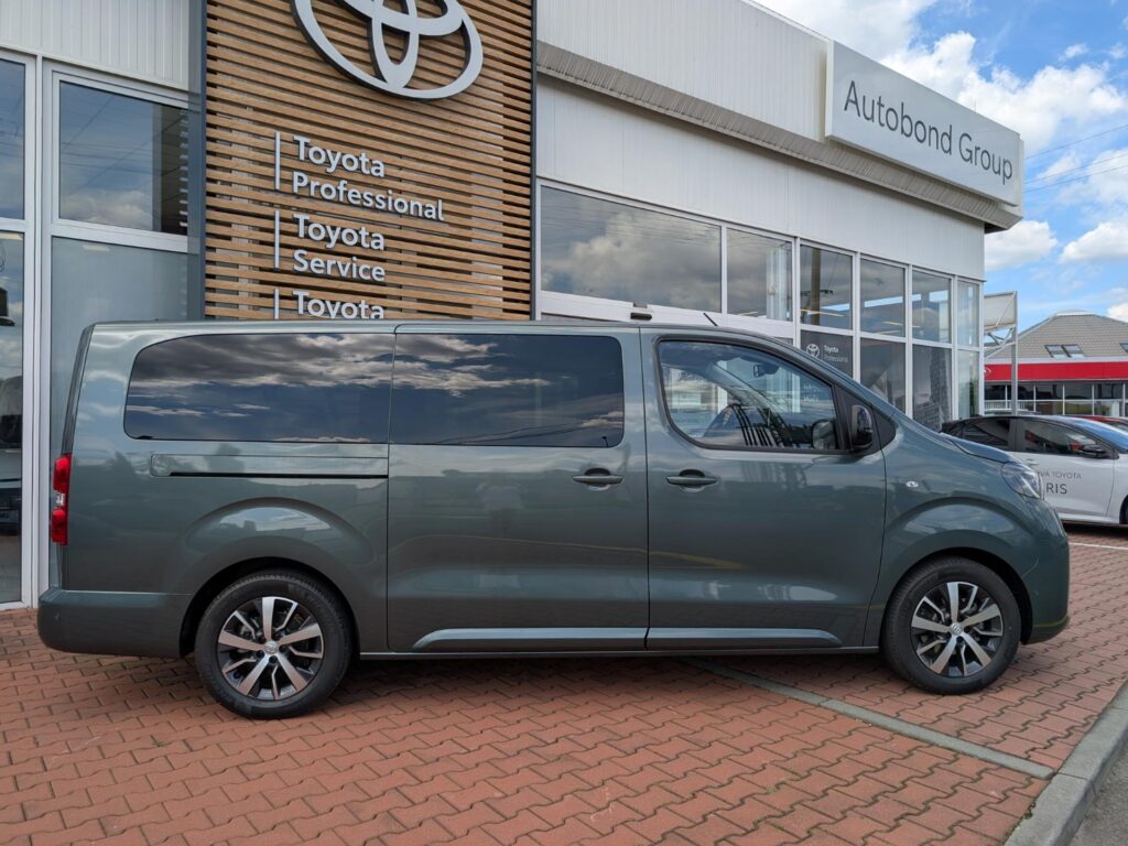 Toyota Proace Verso  2,0D 180K 8AT FAMILY 8 MÍST