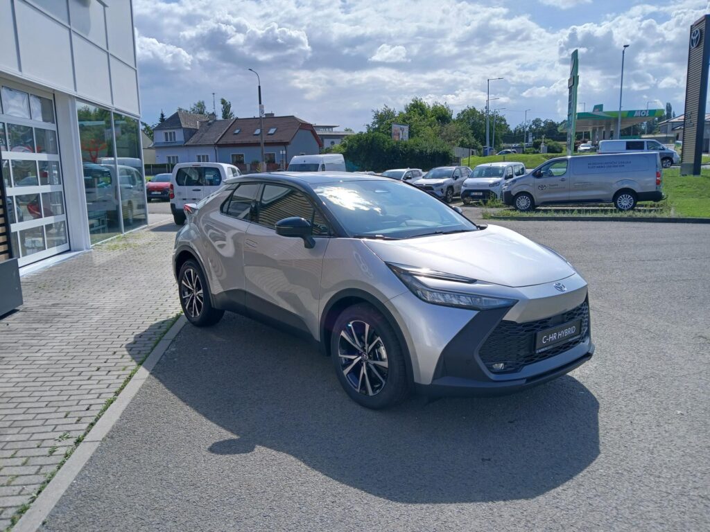Toyota C-HR  1.8 HEV, CVT