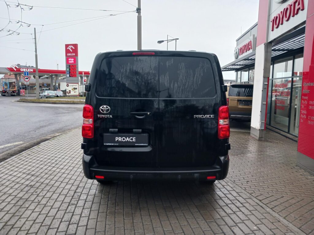 Toyota ProAce  2,0 D 140 6MT L2