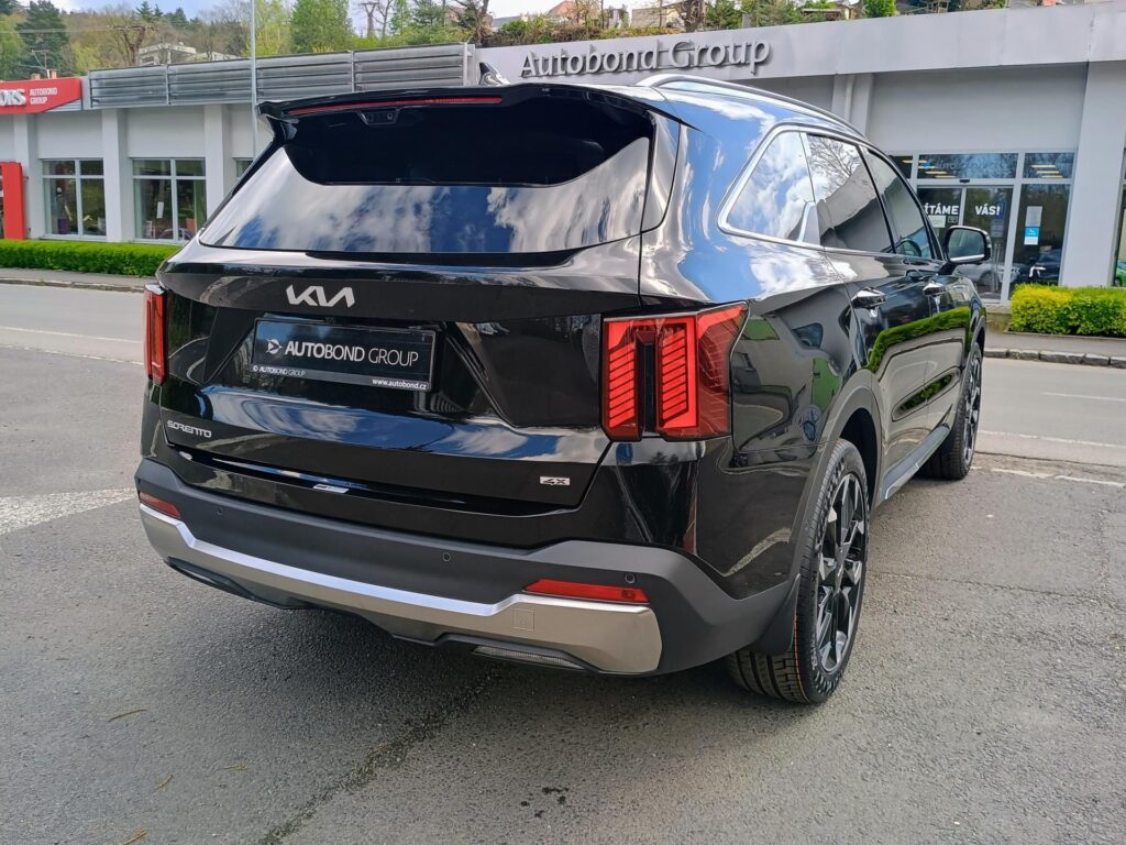 KIA Sorento  7P TOP 2,2 CRDi 4×4 8DCT NAPPA+TEM+PNS