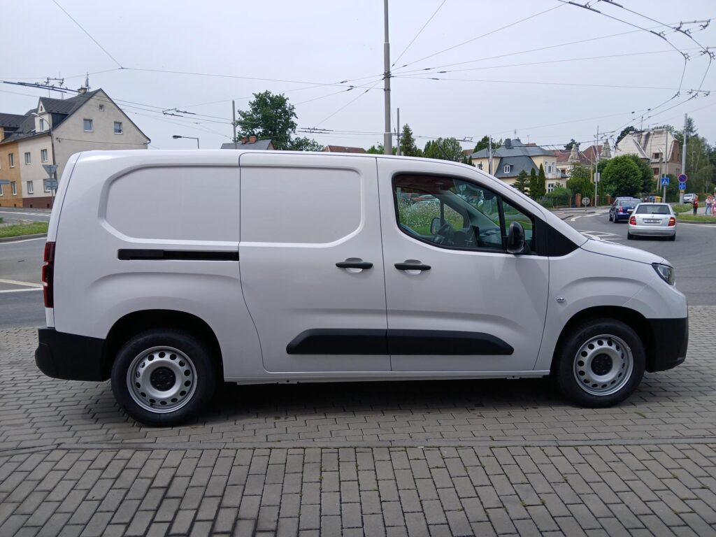 Toyota Proace City  L2 1.5D 6MT Active 2 místa