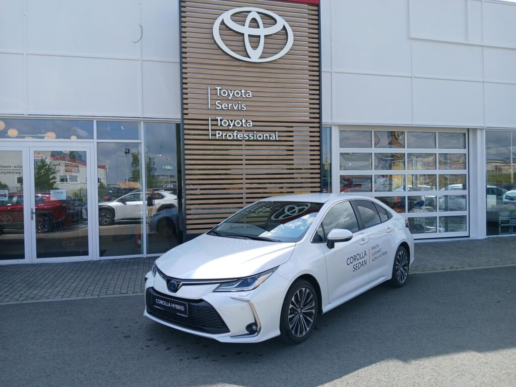 Toyota Corolla  1,8 HEV STYLE