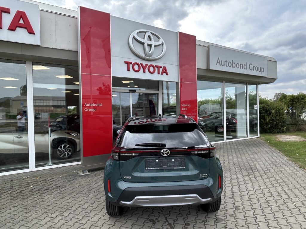 Toyota Yaris Cross  1.5 HEV 4X4 EXECUTIVE BITONE