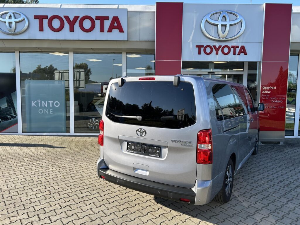 Toyota Proace Verso  2.0 8AT Family WEBASTO