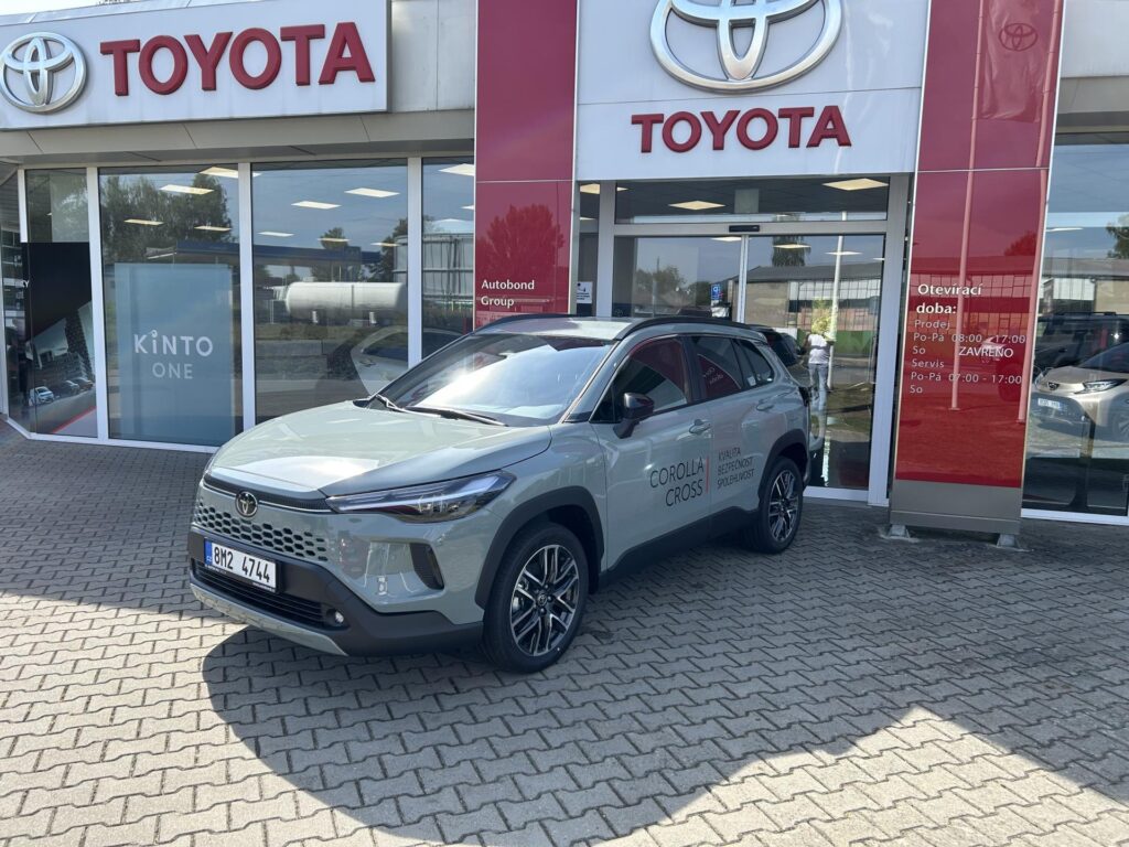 Toyota Corolla Cross  1.8L HEV  AA STYLE