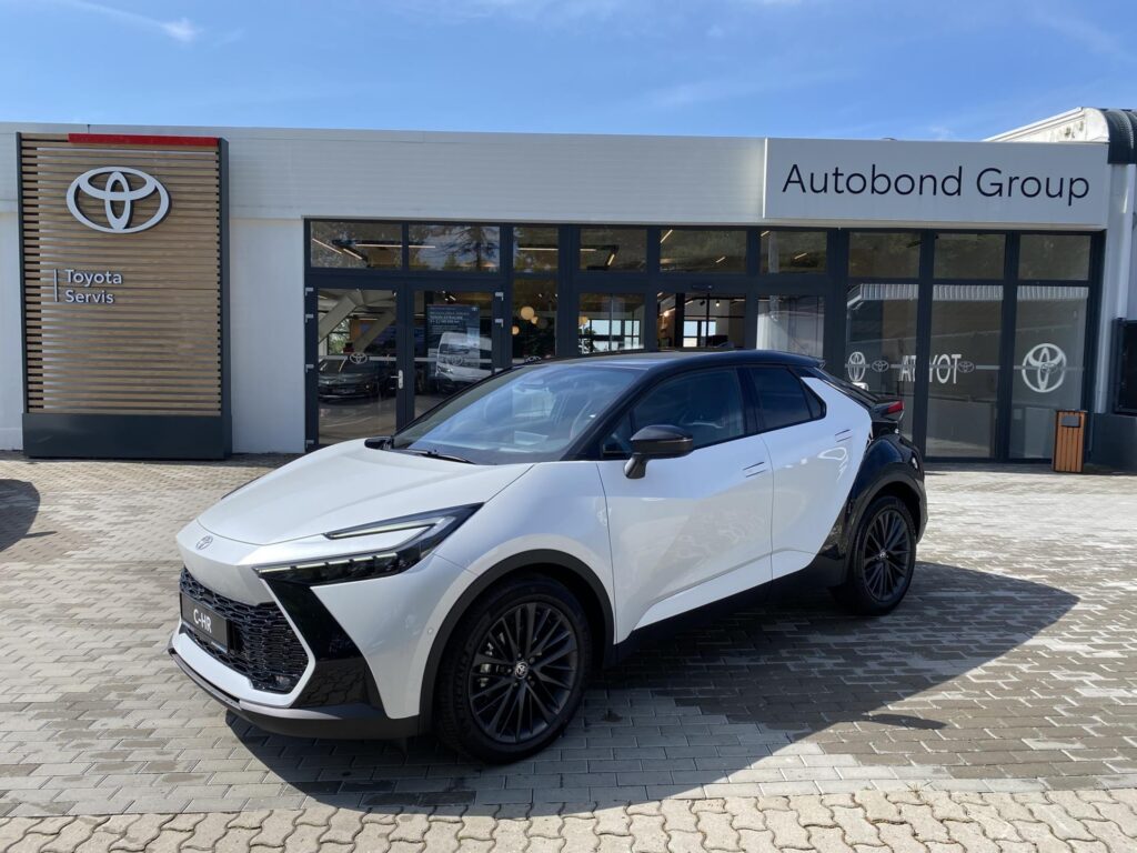 Toyota C-HR  2.0 HEV Tokyo Edition + zimní kola