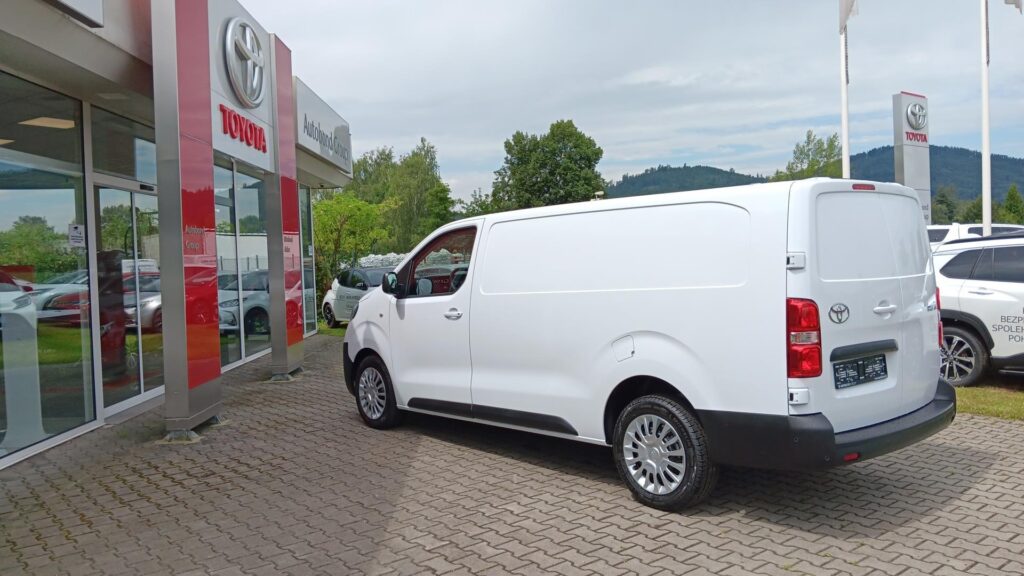 Toyota ProAce  2.0L DIESEL Active