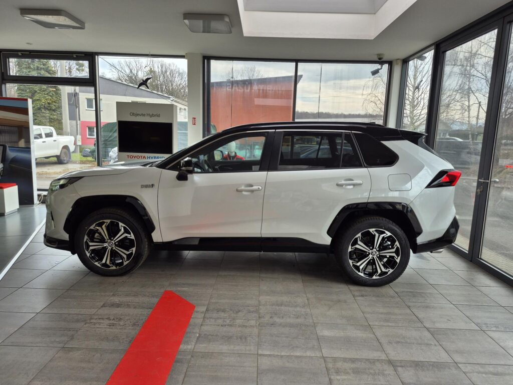Toyota RAV4  Executive 2.5 Plug-in Hybrid (306 k)