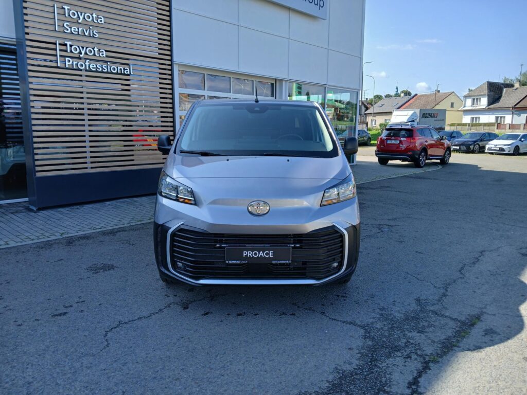 Toyota ProAce  2,0 144 6MT Active Multimedia 2 místa