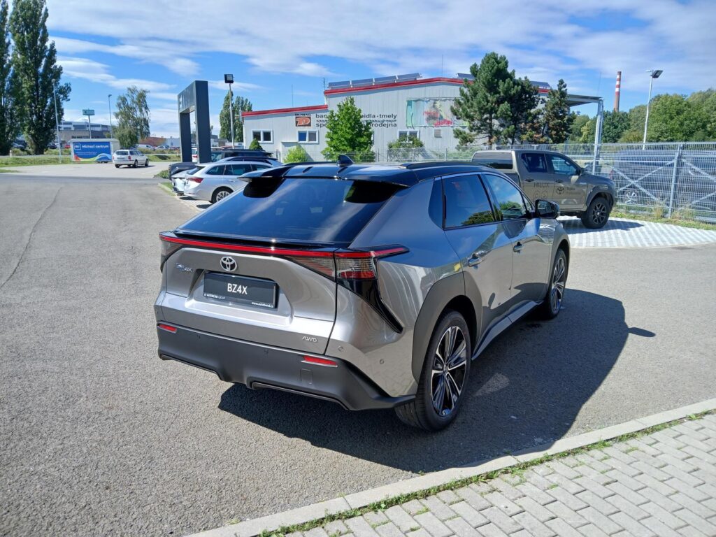 Toyota bZ4X  EV 4x4 AT Executive