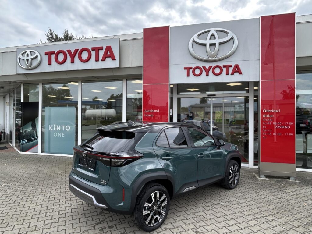 Toyota Yaris Cross  1.5 HEV 4X4 EXECUTIVE BITONE