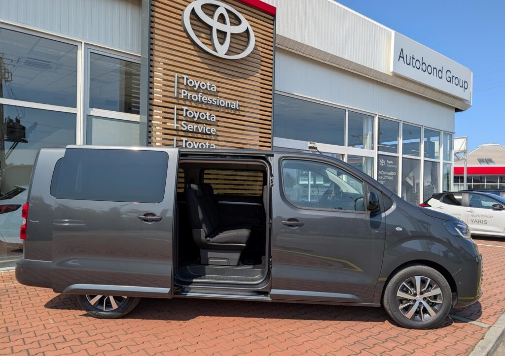 Toyota Proace Verso  2,0D 8AT L2 BUSINESS + COMFORT 8 MÍST