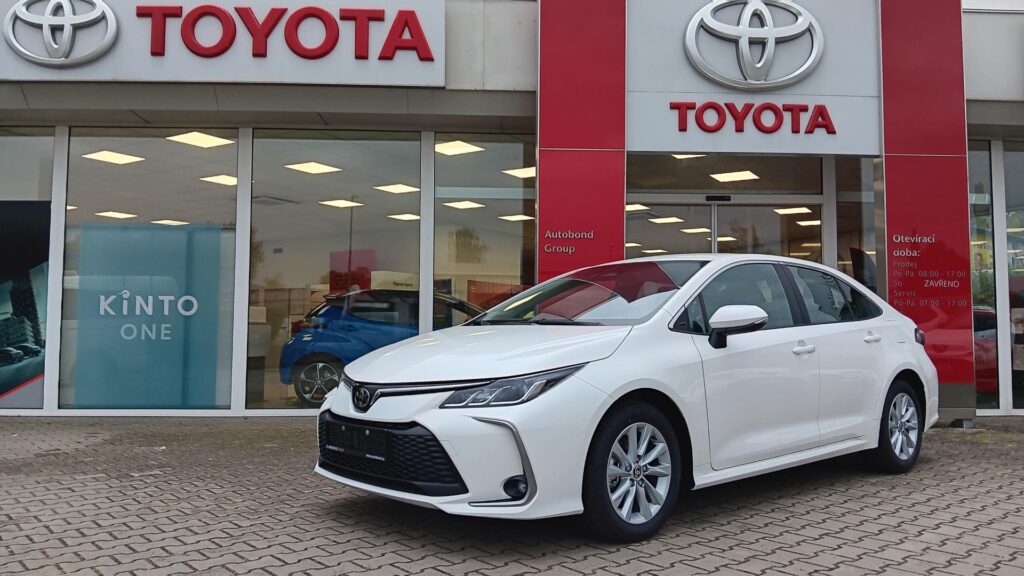Toyota Corolla  1.5 MT Comfort POSLEDNÍ KUS!!