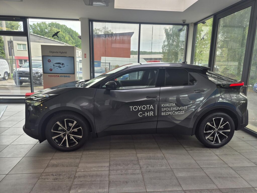Toyota C-HR  Style 1.8 Hybrid (140 k)
