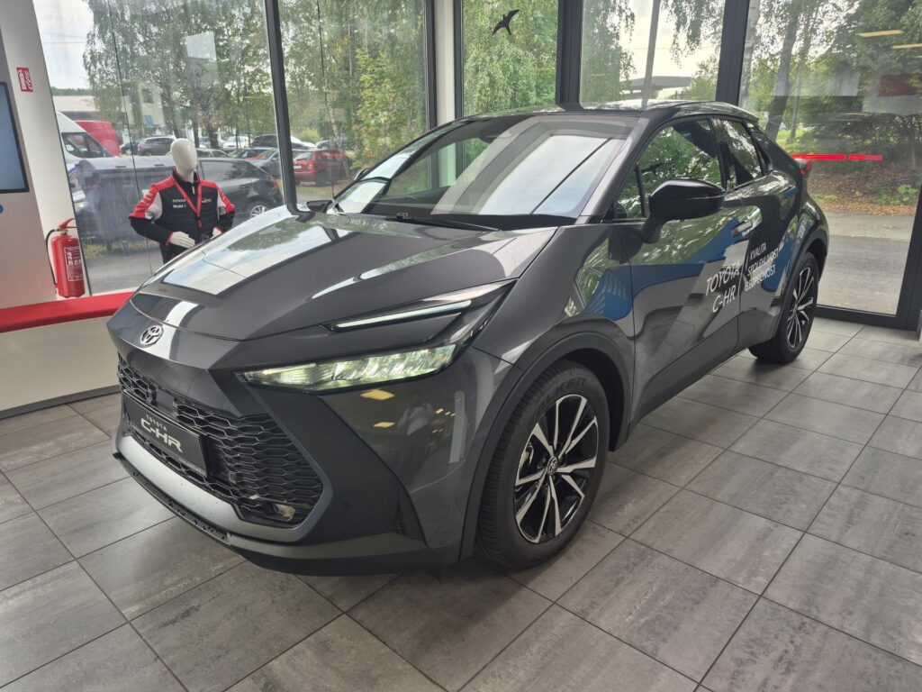 Toyota C-HR  Style 1.8 Hybrid (140 k)