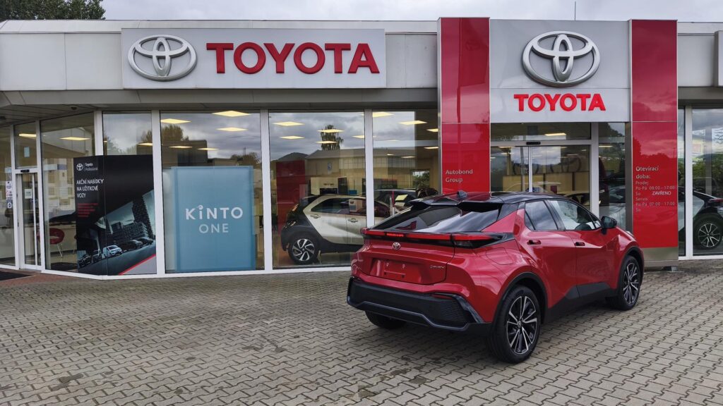 Toyota C-HR  2.0 PHEV EXECUTIVE