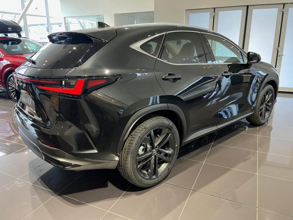 Lexus NX 350h  EXECUTIVE TOP 4x4
